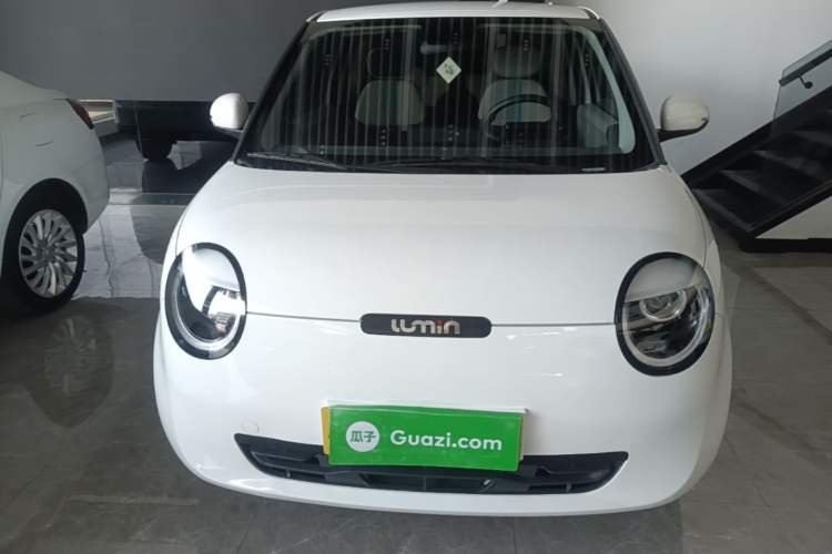 Used CHANGAN NEVO Lumin 2022 155 km – Refreshingly Sweet Edition Front