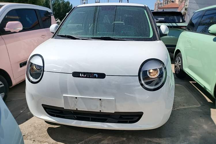 Used CHANGAN NEVO Lumin 2022 210km Sweet Edition Front