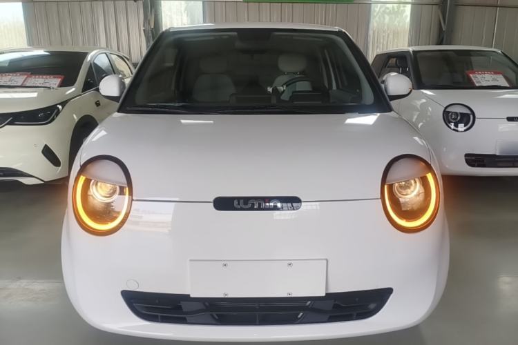 Used CHANGAN NEVO Lumin 2022 155 km – Refreshingly Sweet Edition Front