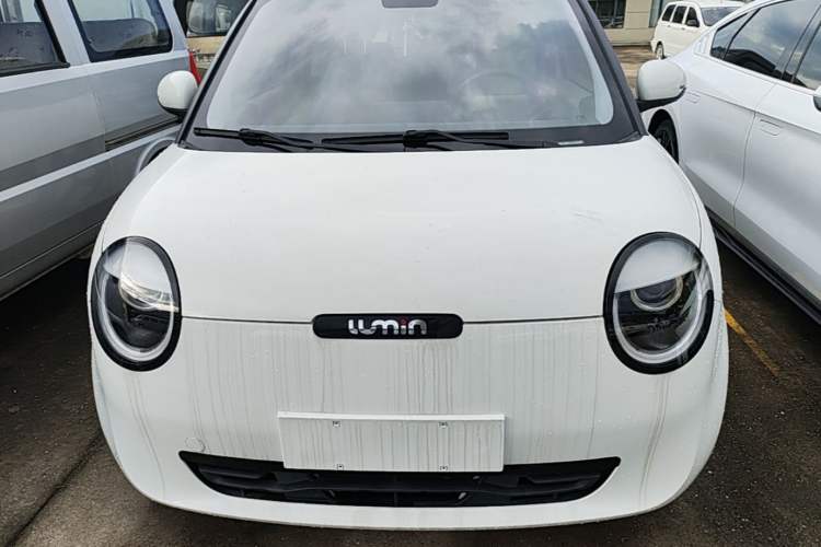 Used CHANGAN NEVO Lumin 2022 210km Sweet Edition Front