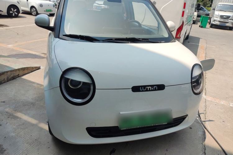 Used CHANGAN NEVO Lumin 2022 155 km – Refreshingly Sweet Edition Front