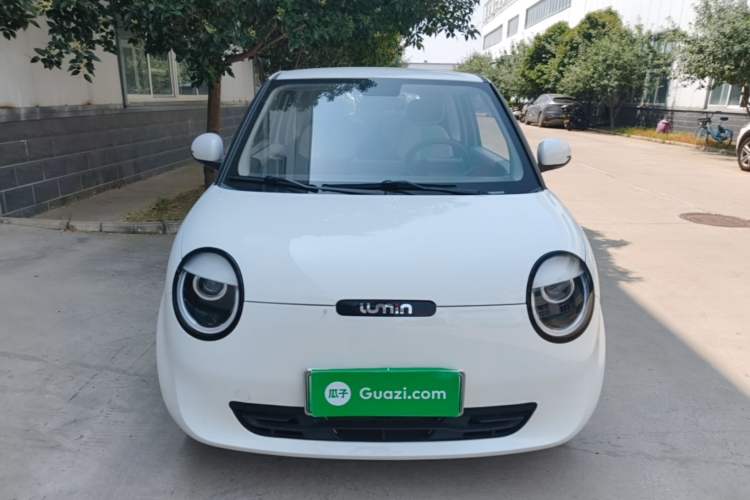 Used CHANGAN NEVO Lumin 2022 155 km – Refreshingly Sweet Edition Front