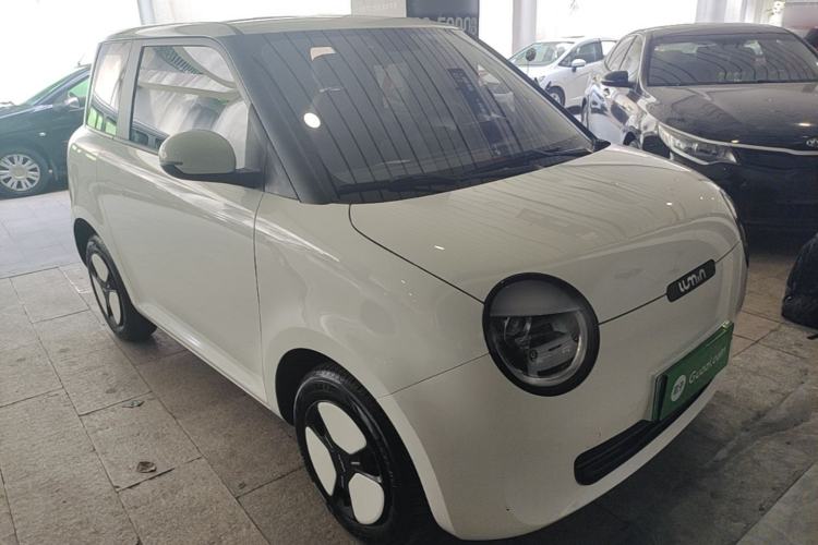Used CHANGAN NEVO Lumin 2022 155 km – Refreshingly Sweet Edition Front Right 45 Deg