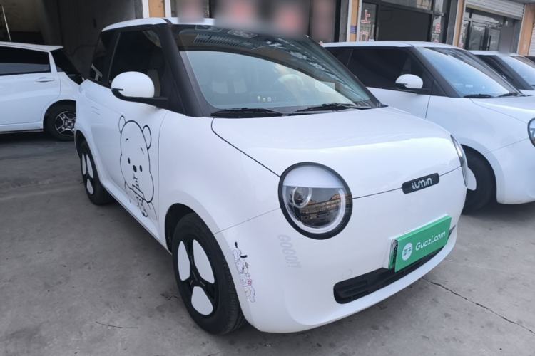 Used CHANGAN NEVO Lumin 2022 210km Sweet Edition Front Right 45 Deg