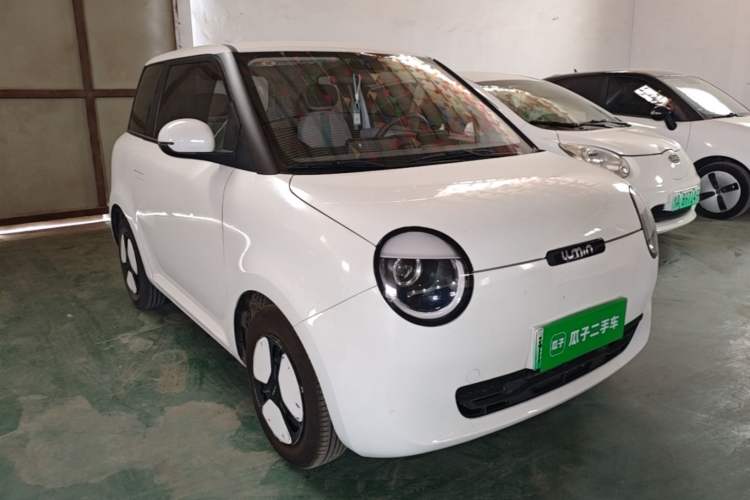 Used CHANGAN NEVO Lumin 2022 155 km – Refreshingly Sweet Edition Front Right 45 Deg