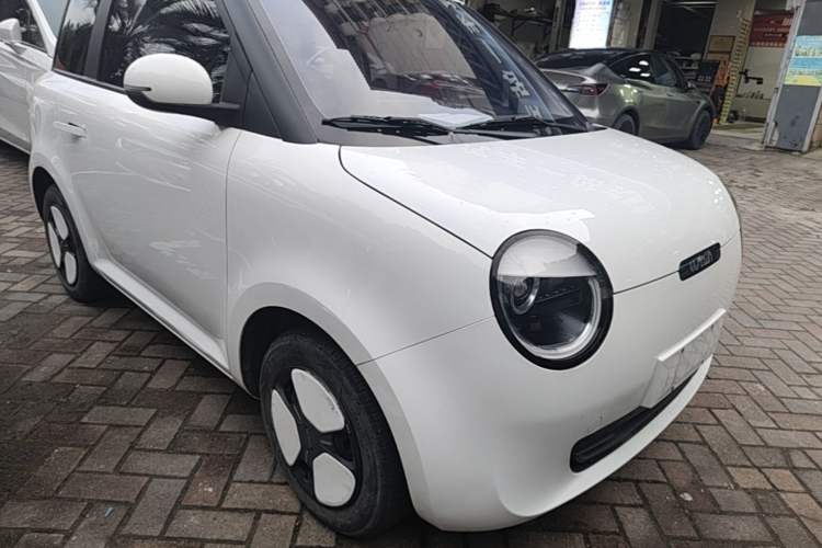 Used CHANGAN NEVO Lumin 2022 210km Sweet Edition Front Right 45 Deg