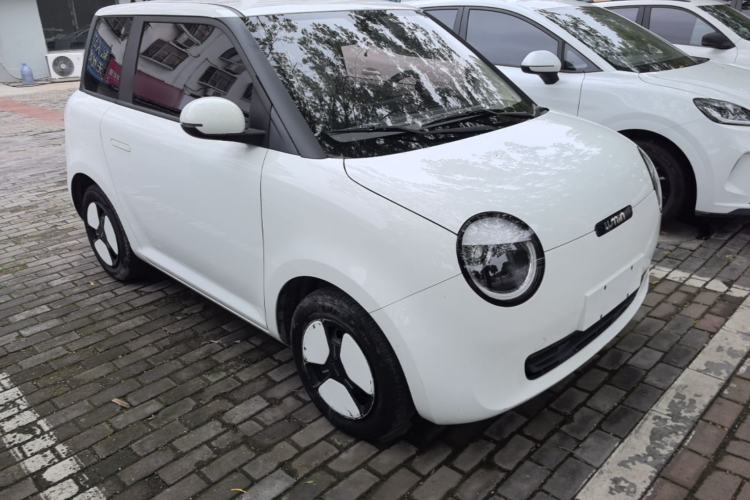 Used CHANGAN NEVO Lumin 2022 301km Honey-Sweet Version Front Right 45 Deg
