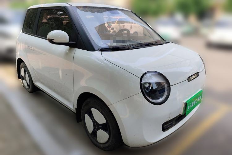 Used CHANGAN NEVO Lumin 2022 210km Sweet Edition Front Right 45 Deg