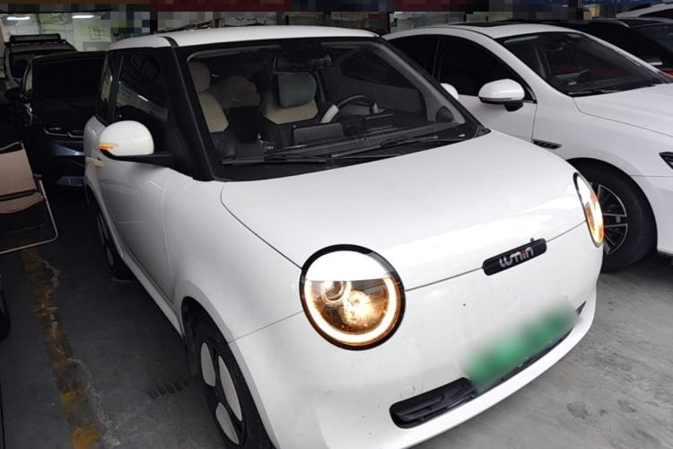 Used CHANGAN NEVO Lumin 2022 301km Honey-Sweet Version Front Right 45 Deg