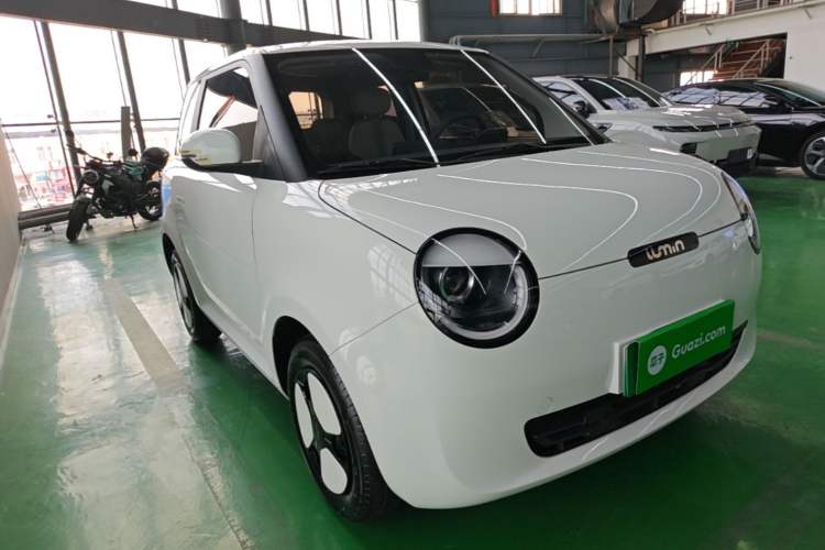Used CHANGAN NEVO Lumin 2022 155 km – Refreshingly Sweet Edition Front Right 45 Deg