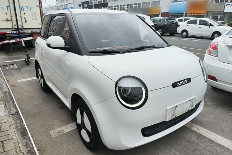 Used CHANGAN NEVO Lumin 2022 210km Sweet Edition Front Right 45 Deg