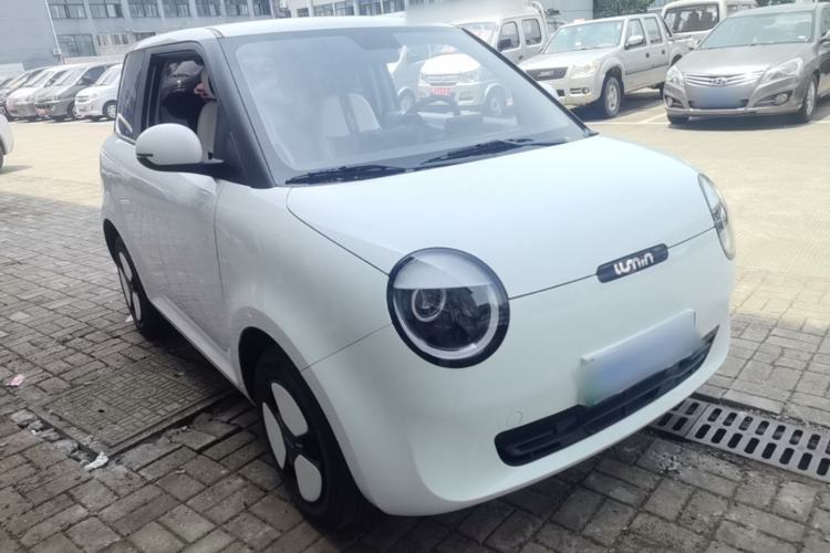 Used CHANGAN NEVO Lumin 2022 155 km – Refreshingly Sweet Edition Front Right 45 Deg
