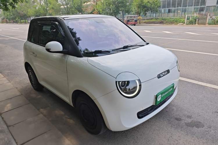 Used CHANGAN NEVO Lumin 2022 301km Honey-Sweet Version Front Right 45 Deg