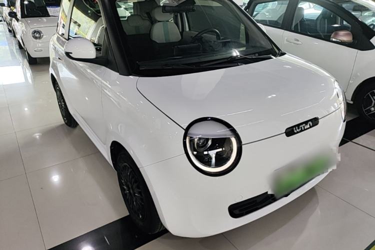 Used CHANGAN NEVO Lumin 2022 210km Sweet Edition Front Right 45 Deg