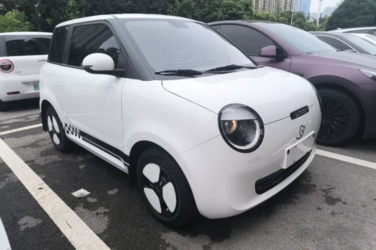 Used CHANGAN NEVO Lumin 2022 210km Sweet Edition Front Right 45 Deg