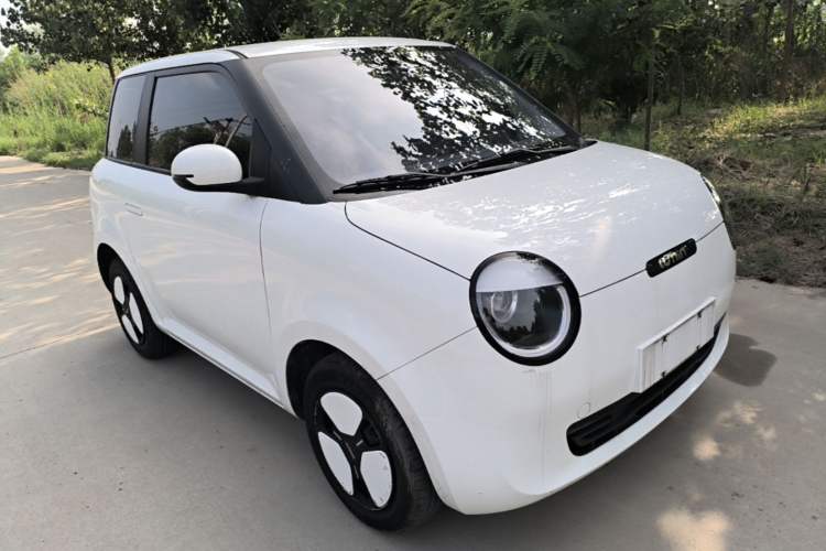 Used CHANGAN NEVO Lumin 2022 155 km – Refreshingly Sweet Edition Front Right 45 Deg