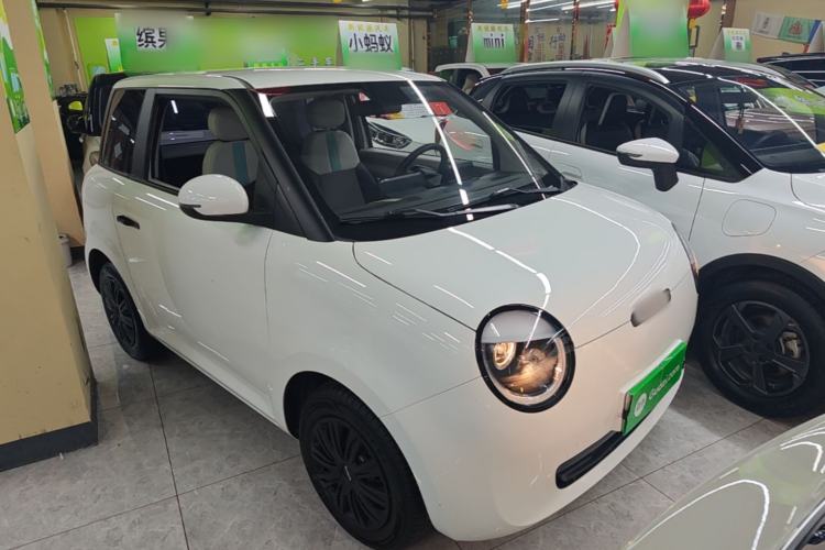Used CHANGAN NEVO Lumin 2022 210km Sweet Edition Front Right 45 Deg
