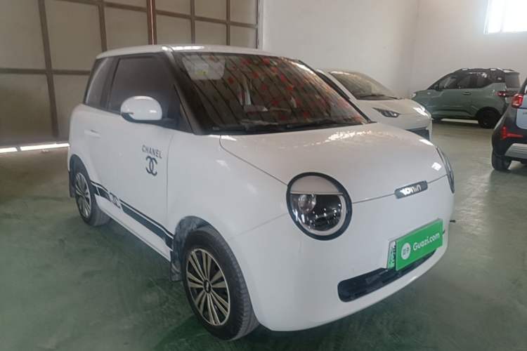 Used CHANGAN NEVO Lumin 2022 210km Sweet Edition Front Right 45 Deg