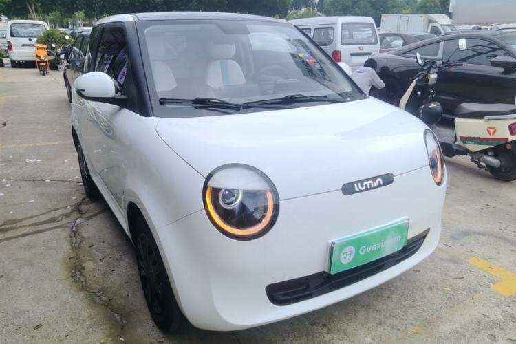 Used CHANGAN NEVO Lumin 2022 210km Sweet Edition Front Right 45 Deg