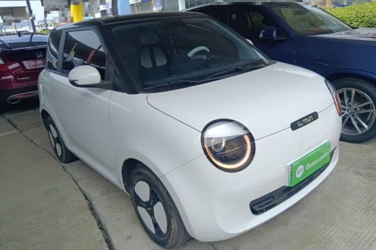 Used CHANGAN NEVO Lumin 2022 155 km – Refreshingly Sweet Edition Front Right 45 Deg
