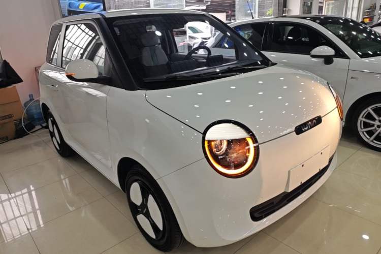 Used CHANGAN NEVO Lumin 2022 210km Sweet Edition Front Right 45 Deg