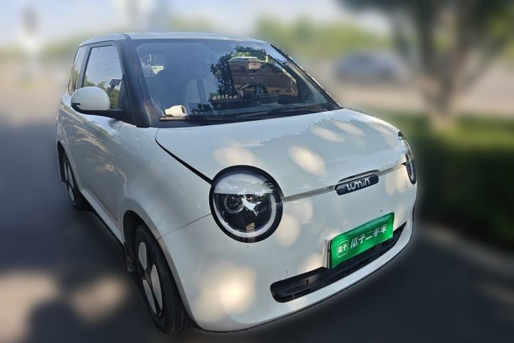 Used CHANGAN NEVO Lumin 2022 301km Honey-Sweet Version Front Right 45 Deg