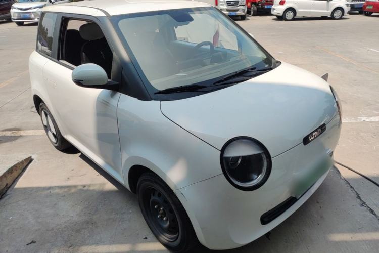 Used CHANGAN NEVO Lumin 2022 155 km – Refreshingly Sweet Edition Front Right 45 Deg