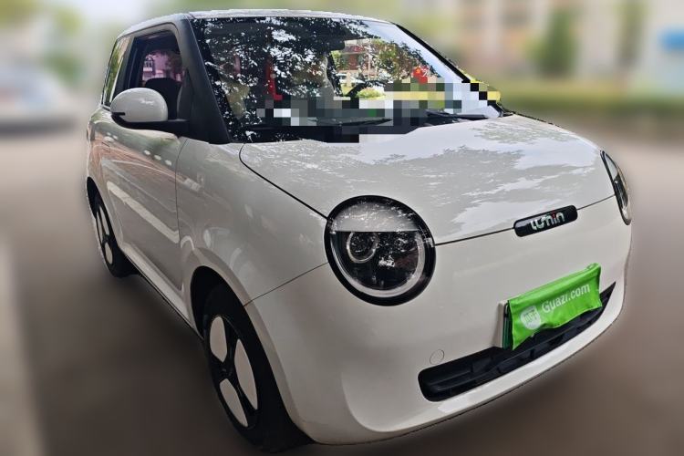 Used CHANGAN NEVO Lumin 2022 210km Sweet Edition Front Right 45 Deg