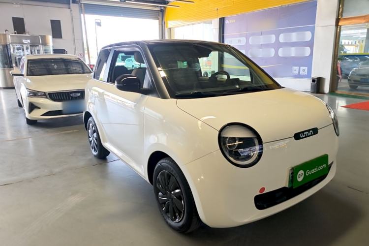 Used CHANGAN NEVO Lumin 2022 210km Sweet Edition Front Right 45 Deg