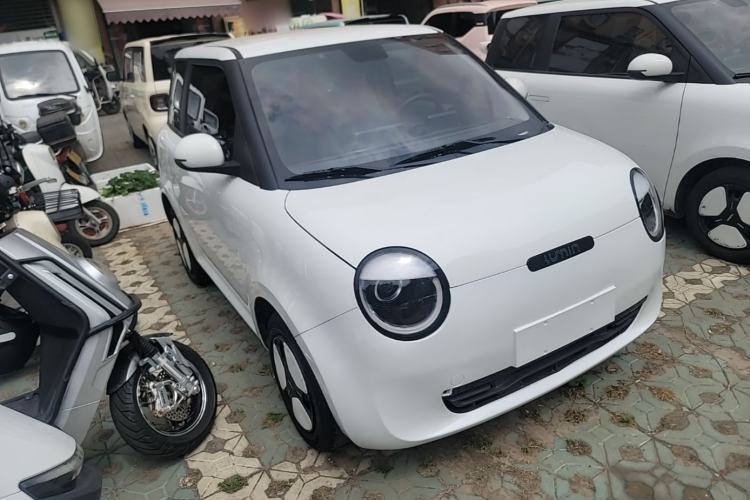 Used CHANGAN NEVO Lumin 2022 210km Sweet Edition Front Right 45 Deg