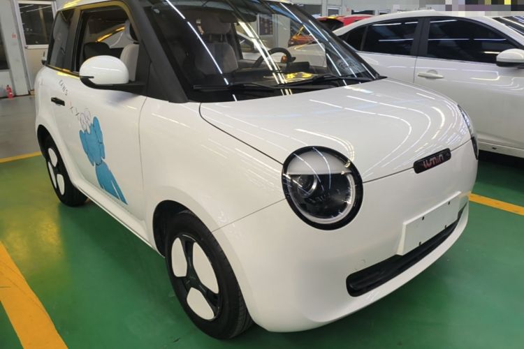Used CHANGAN NEVO Lumin 2022 210km Sweet Edition Front Right 45 Deg