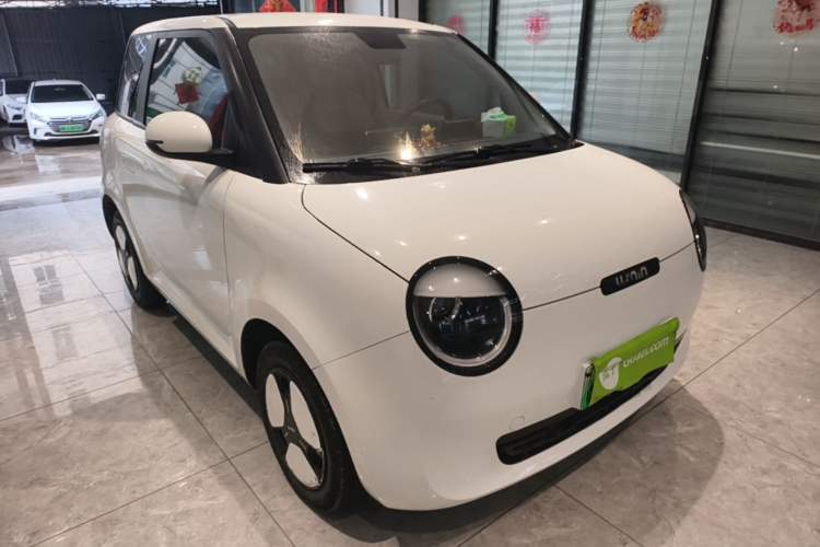 Used CHANGAN NEVO Lumin 2022 210km Sweet Edition Front Right 45 Deg