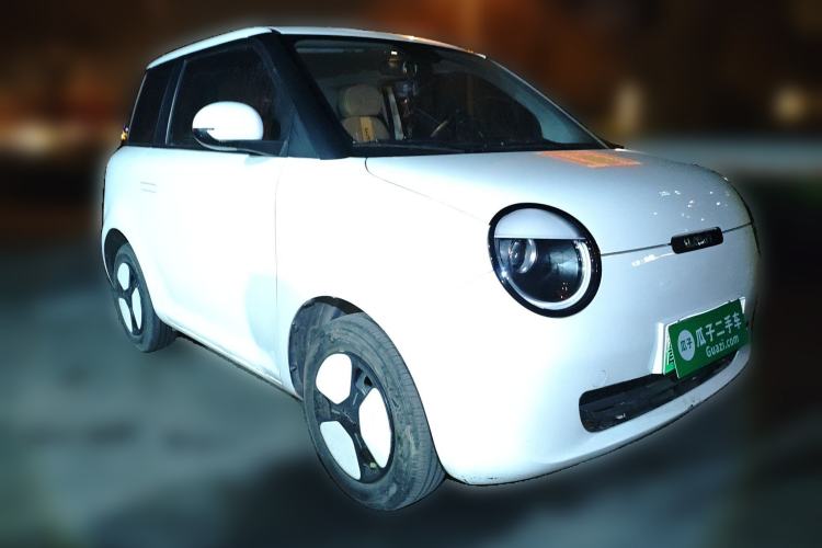 Used CHANGAN NEVO Lumin 2022 301km Honey-Sweet Version Front Right 45 Deg