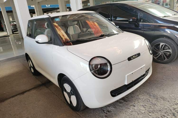 Used CHANGAN NEVO Lumin 2022 210km Sweet Edition Front Right 45 Deg