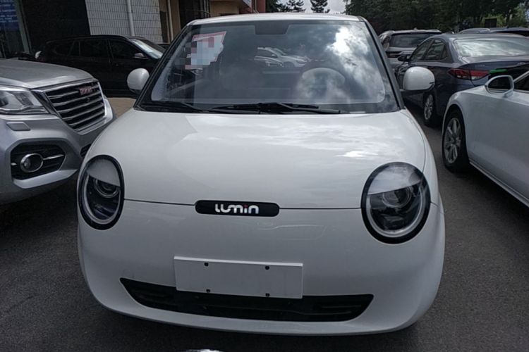 Used CHANGAN NEVO Lumin 2022 155 km – Refreshingly Sweet Edition Front