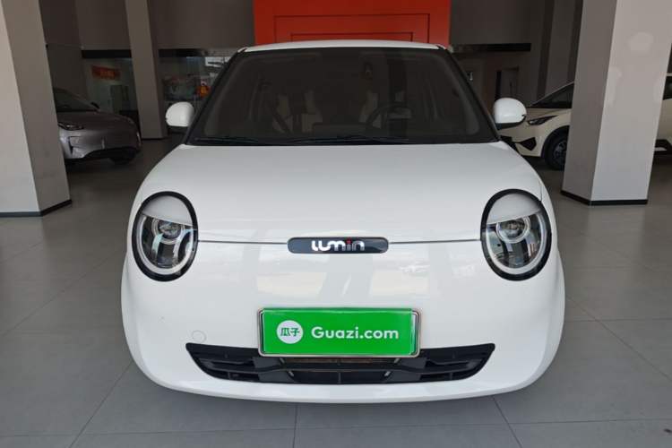 Used CHANGAN NEVO Lumin 2022 155 km – Refreshingly Sweet Edition Front