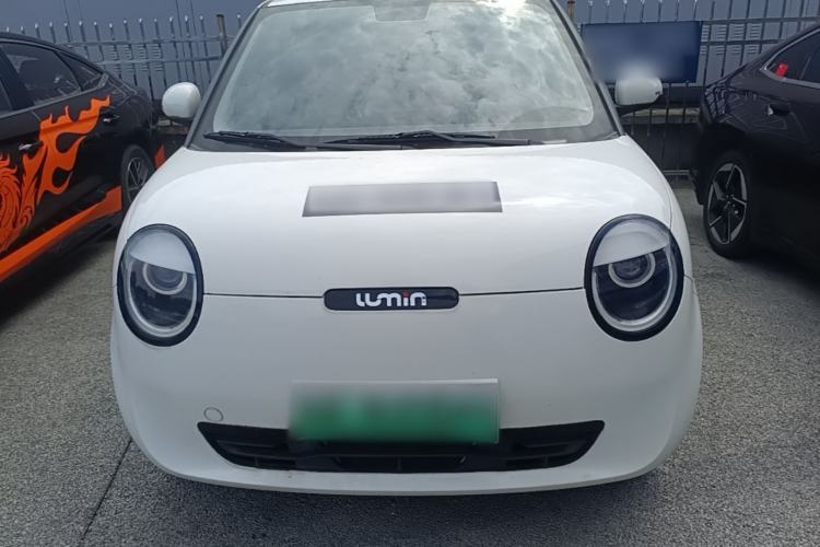Used CHANGAN NEVO Lumin 2022 155 km – Refreshingly Sweet Edition Front