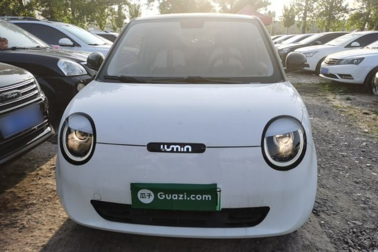 Used CHANGAN NEVO Lumin 2022 155 km – Refreshingly Sweet Edition Front