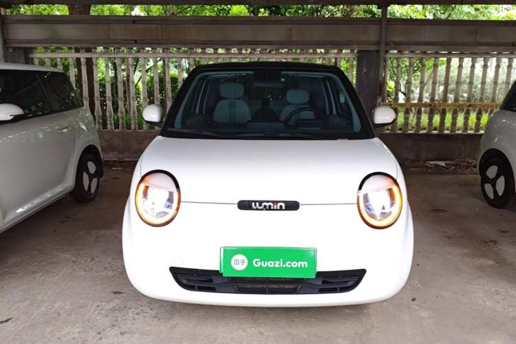 Used CHANGAN NEVO Lumin 2022 155 km – Refreshingly Sweet Edition Front