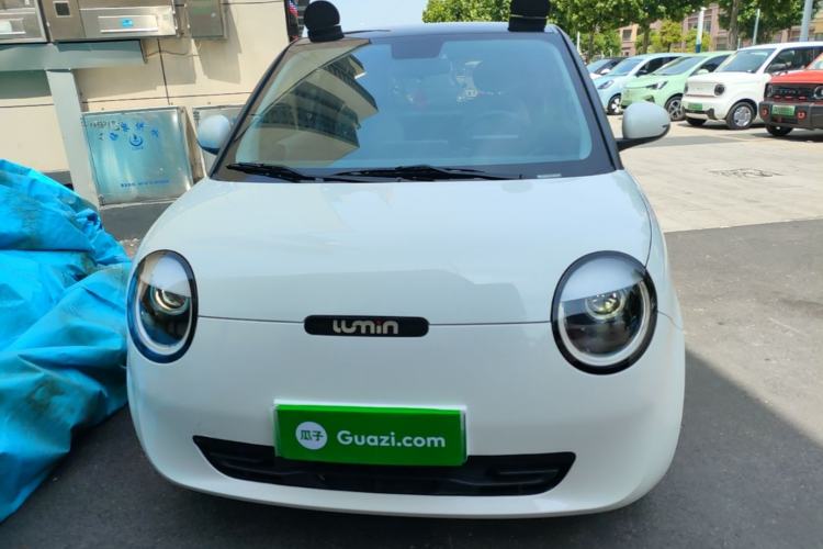 Used CHANGAN NEVO Lumin 2022 155 km – Refreshingly Sweet Edition Front