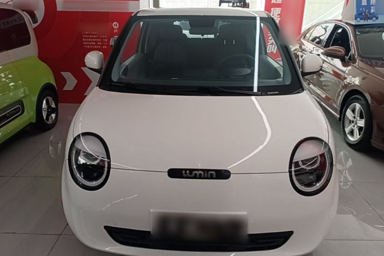 Used CHANGAN NEVO Lumin 2022 155 km – Refreshingly Sweet Edition Front