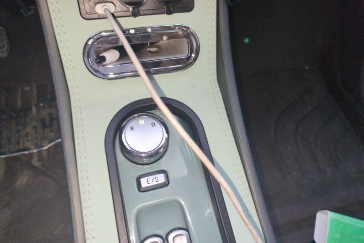 Used CHANGAN NEVO Lumin 2022 210km Sweet Edition Gear Lever