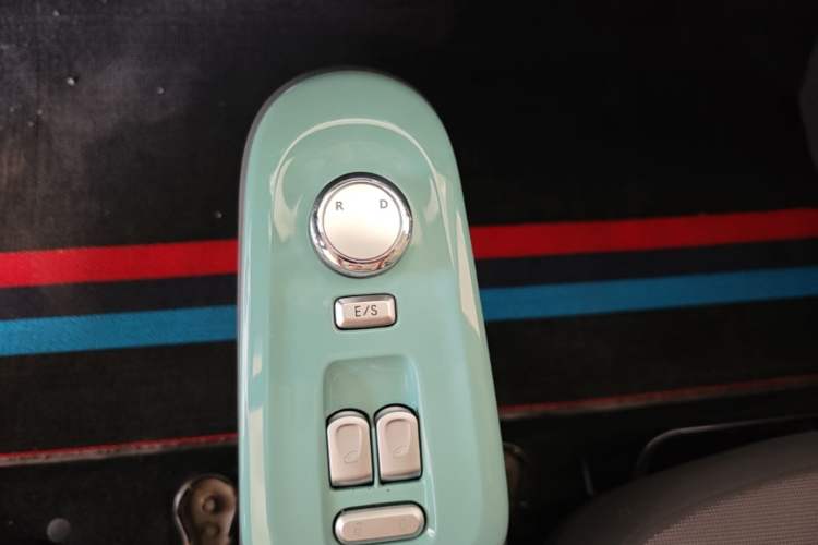 Used CHANGAN NEVO Lumin 2022 210km Sweet Edition Gear Lever