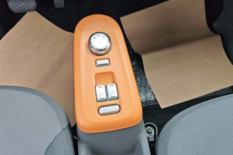 Used CHANGAN NEVO Lumin 2022 210km Sweet Edition Gear Lever