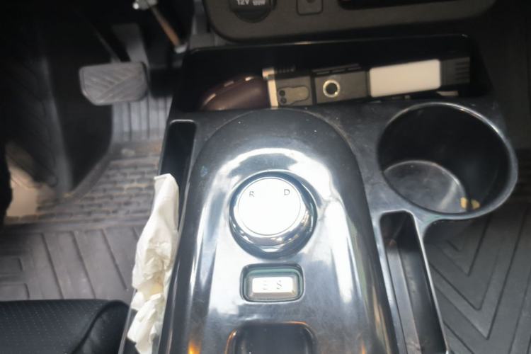 Used CHANGAN NEVO Lumin 2022 301km Honey-Sweet Version Gear Lever