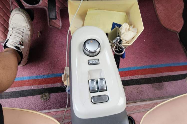 Used CHANGAN NEVO Lumin 2022 210km Sweet Edition Gear Lever