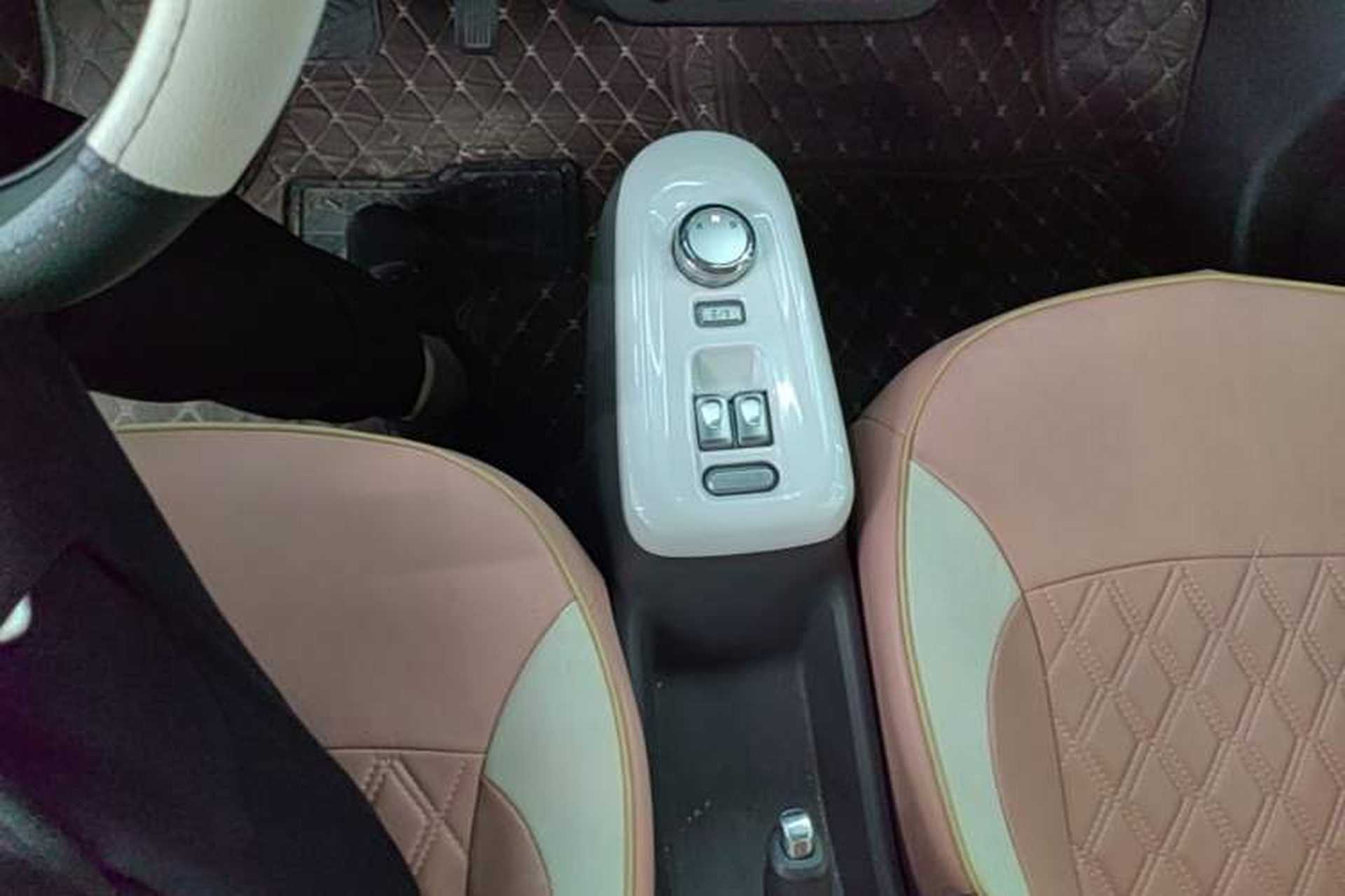 Used CHANGAN NEVO Lumin 2022 210km Sweet Edition Gear Lever