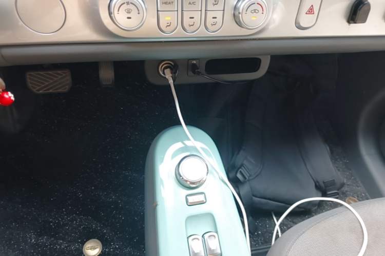 Used CHANGAN NEVO Lumin 2022 210km Sweet Edition Gear Lever