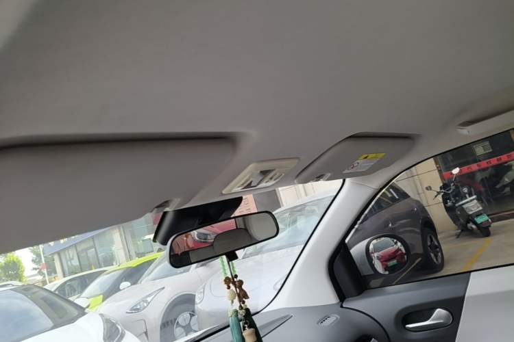 Used CHANGAN NEVO Lumin 2022 155 km – Refreshingly Sweet Edition Headliner