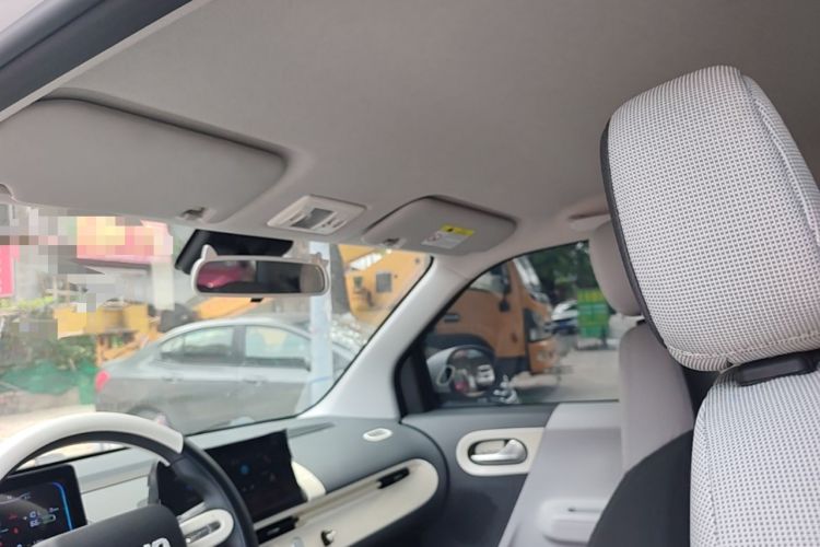 Used CHANGAN NEVO Lumin 2022 155 km – Refreshingly Sweet Edition Headliner